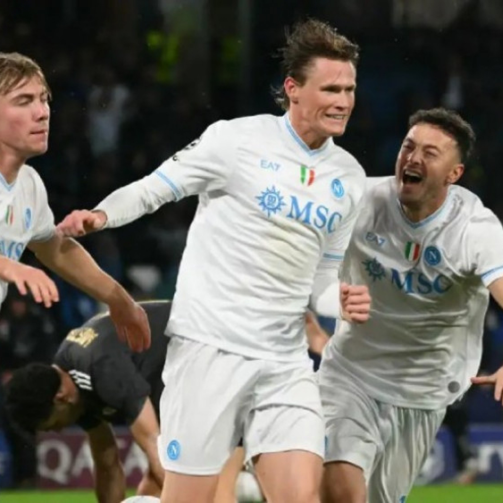  - McTominay thành "hàng hot" chuyển nhượng: Barcelona săn lùng, MU có nên đón về?