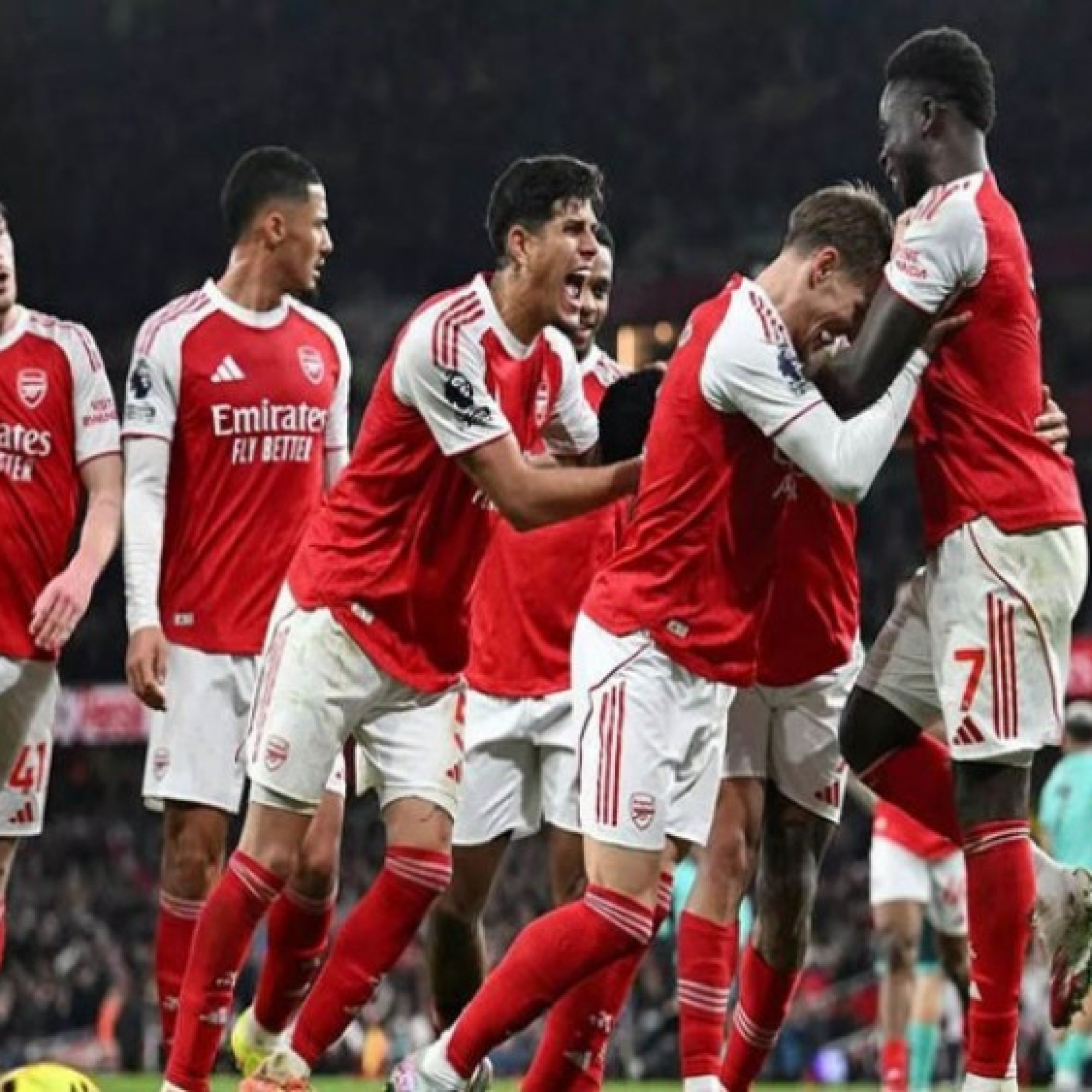  - Nghịch lý Arsenal số 1 Ngoại hạng Anh: Lối chơi nhàm chán, ghi bàn ít ỏi