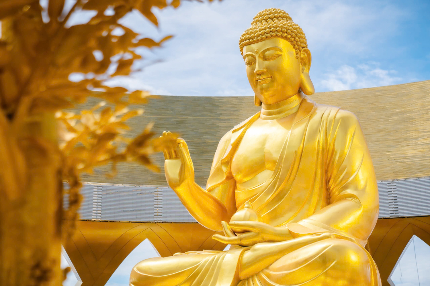 An vị tôn tượng Đức Phật Câu Na Hàm Mâu Ni trên đỉnh Núi Bà Đen - 2