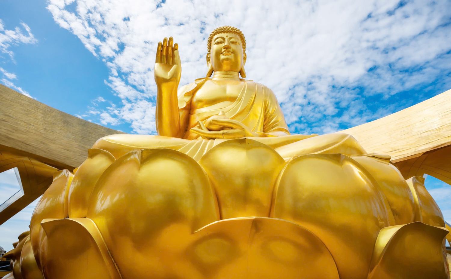 An vị tôn tượng Đức Phật Câu Na Hàm Mâu Ni trên đỉnh Núi Bà Đen - 9