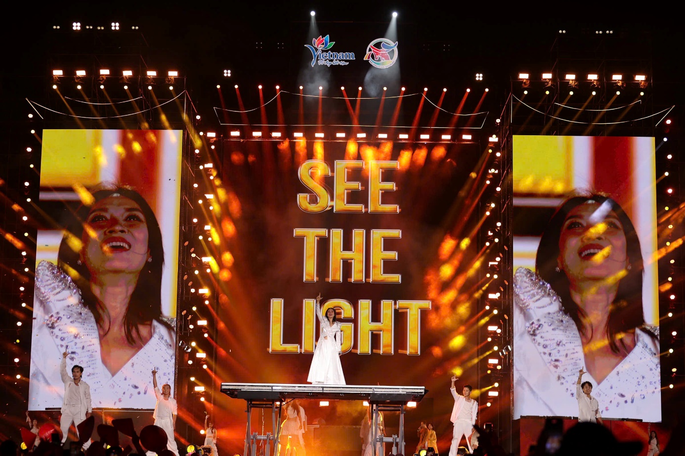 Điểm lại 10 sự kiện nổi bật của Huế trong năm 2025 - 3