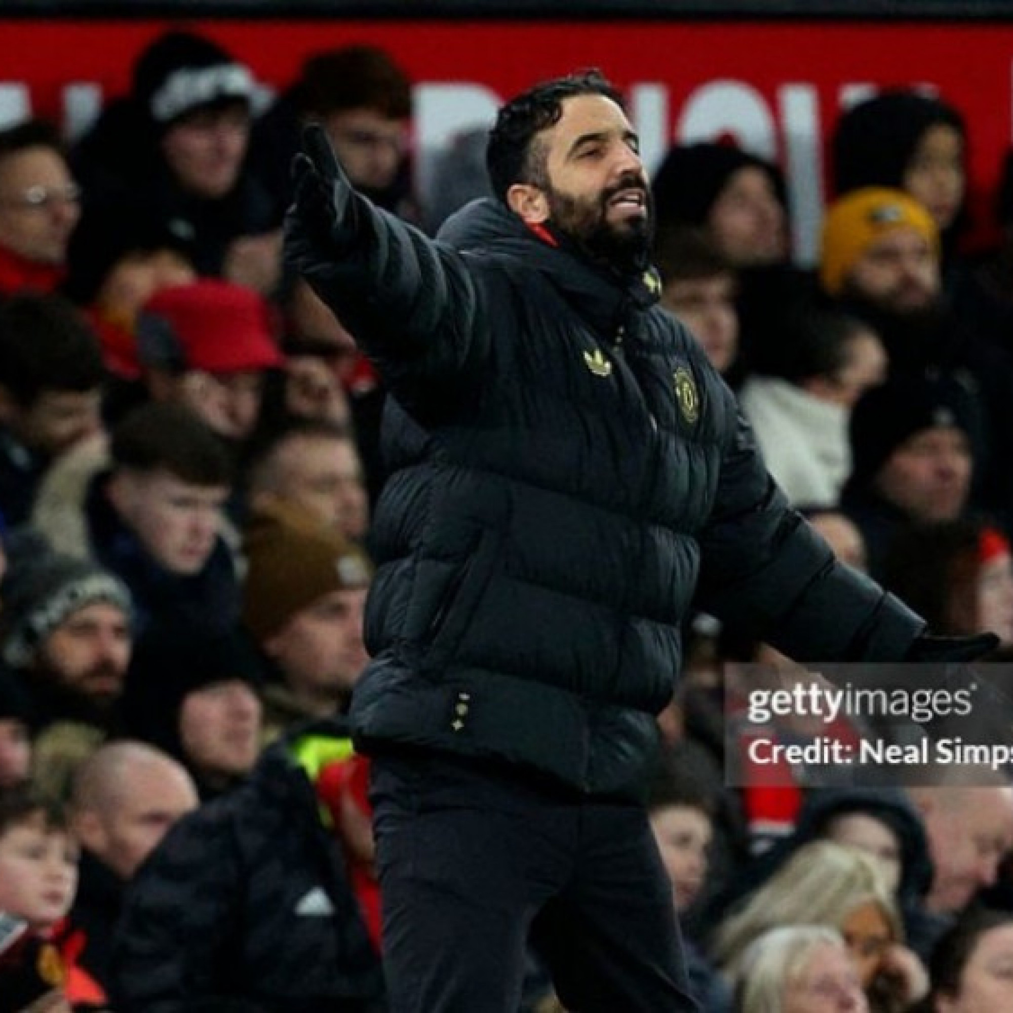  - MU rơi 3 điểm cuối năm 2025: Amorim thất vọng tràn trề, nói lý do thay Zirkzee