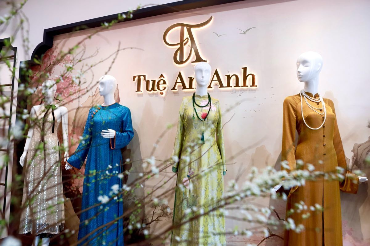 Lụa tơ tằm Hà Nội: Điểm chạm văn hóa giữa phố biển Phan Thiết - 2