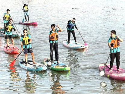  - Hơn 200 vận động viên đến Cần Thơ đua thuyền ván SUP